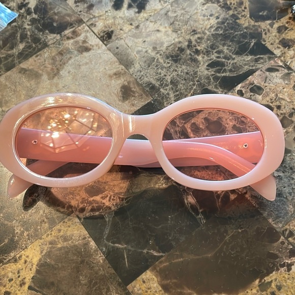 Pink Oval Luxury Style Sunglasses - Picture 2 of 6